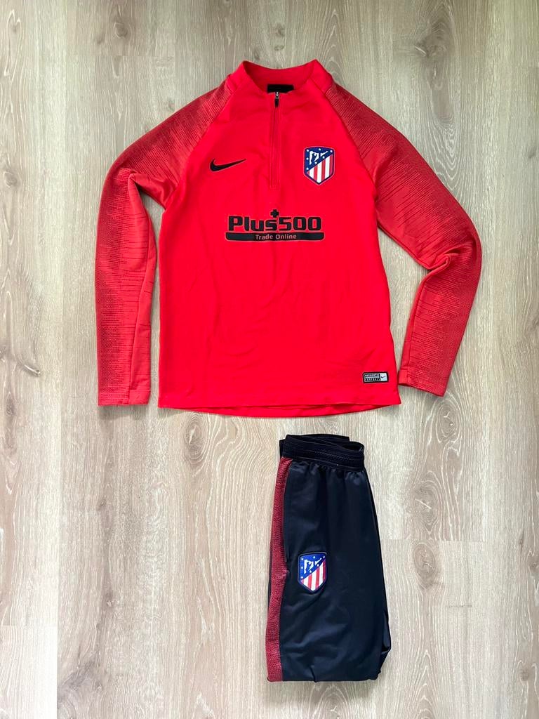 Atletico Madrid trainingspak Nike 19/20  Maat 147-158, Gebruikt, Jongen of Meisje, Sport- of Zwemkleding, Ophalen of Verzenden