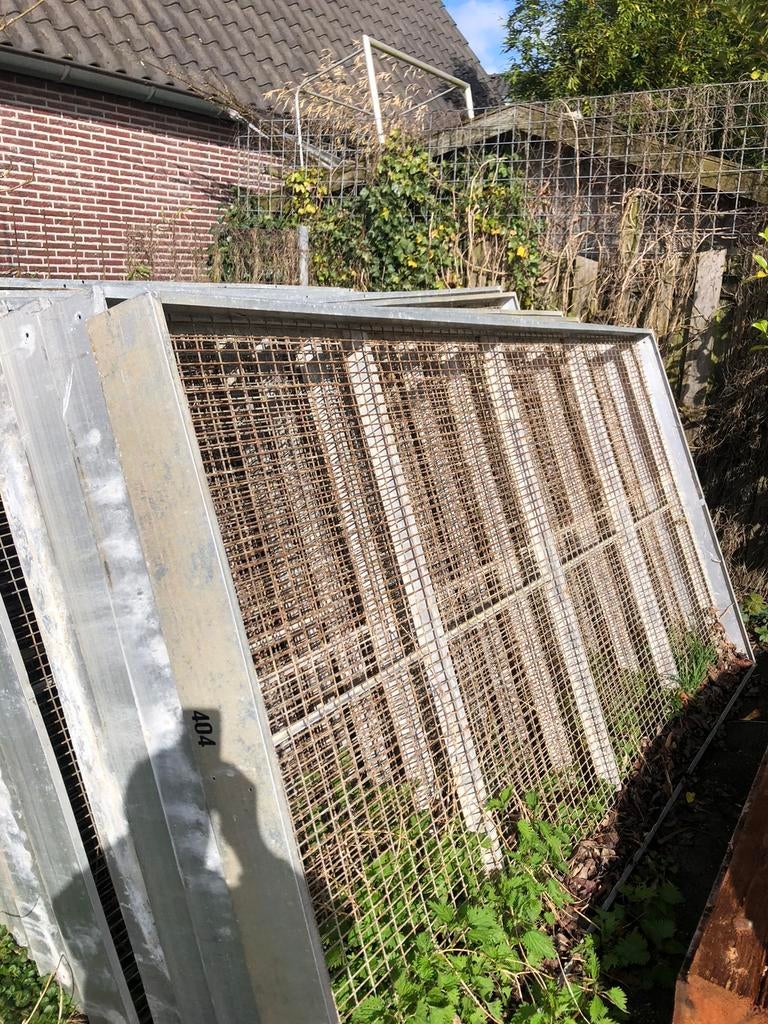 Kweektafels nog 11 stuks, Ophalen, Gebruikt, Kweekbak