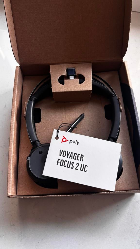Poly Voyager Focus 2 UC Draadloze Headset, Overige merken, Nieuw, Draadloos, Op oor (supra aural)