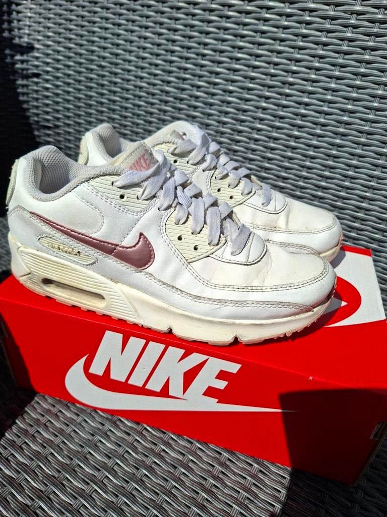 Nike air max 90 maat 36.5, Gebruikt, Meisje, Sportschoenen, Ophalen of Verzenden