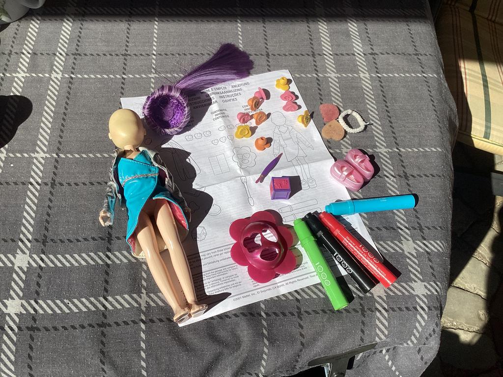 2 Hasbro “ what’s her face setjes, Kinderen en Baby's, Speelgoed | Poppen, Ophalen of Verzenden, Zo goed als nieuw, Babypop