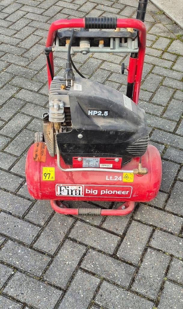 Fini Big Pioneer Compressor 2.5 PK 24L, Doe-het-zelf en Verbouw, Ophalen