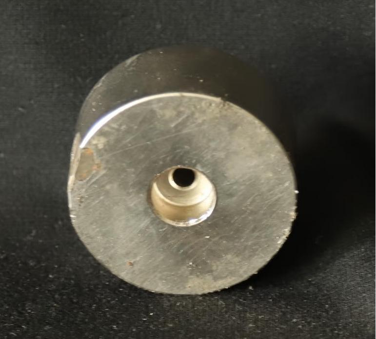 Zeer sterke magneet. 120 kg trekkracht!, Hobby en Vrije tijd, Metaaldetectors, Overige merken, Gebruikt, Ophalen of Verzenden