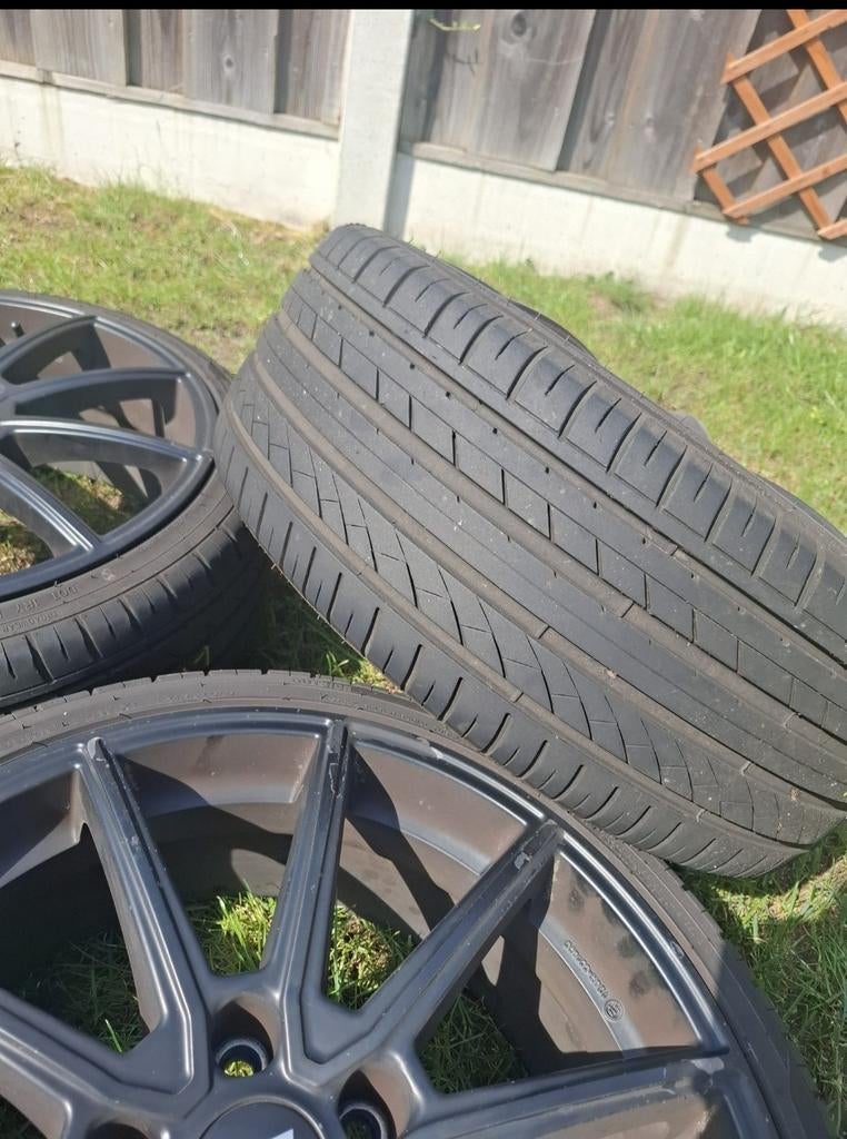 Zomerbanden met velgen voor Suzuki Swift 1.6 3D Sport, Ophalen