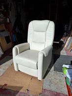 Sta op / relax stoel, Huis en Inrichting, Fauteuils, Ophalen, Zo goed als nieuw, 50 tot 75 cm, Leer