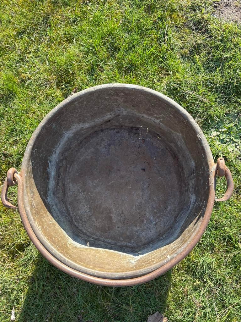Grote koperen ketel met handvat, Tuin en Terras, Ophalen, Minder dan 30 cm, Rond, Zo goed als nieuw