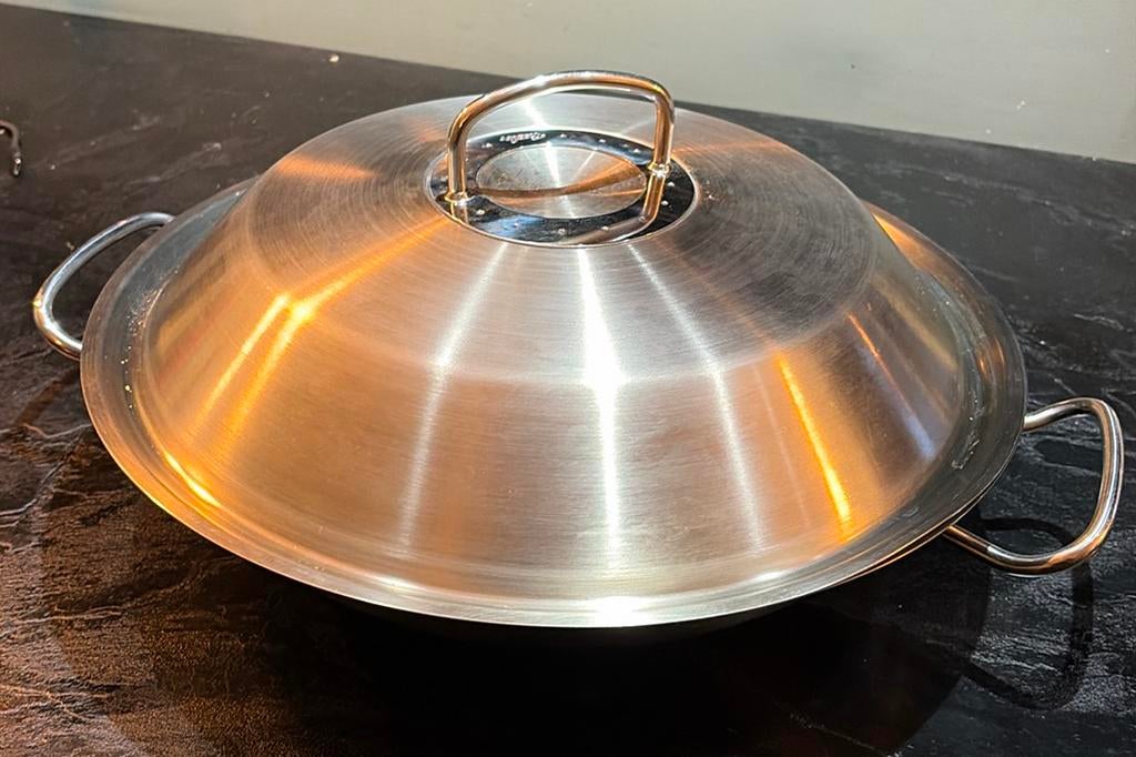 Wokpan Fissler Original Profi Metaal Deksel 30 cm, Inductieplaat, Ophalen of Verzenden, Zo goed als nieuw, Rvs