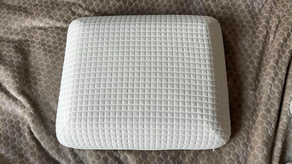 Ergonomisch nek / hoofdkussen Ikea, Ophalen, Zo goed als nieuw, Eenpersoons, 70 cm of minder