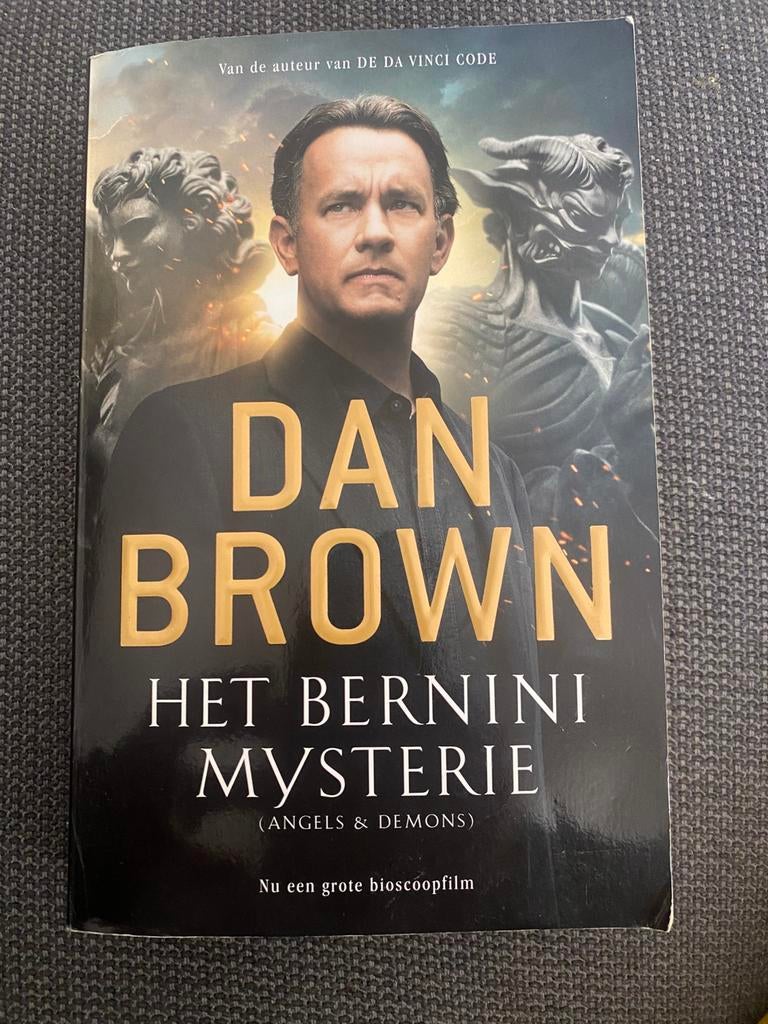 Dan Brown - Het Bernini Mysterie, Ophalen of Verzenden, Gelezen