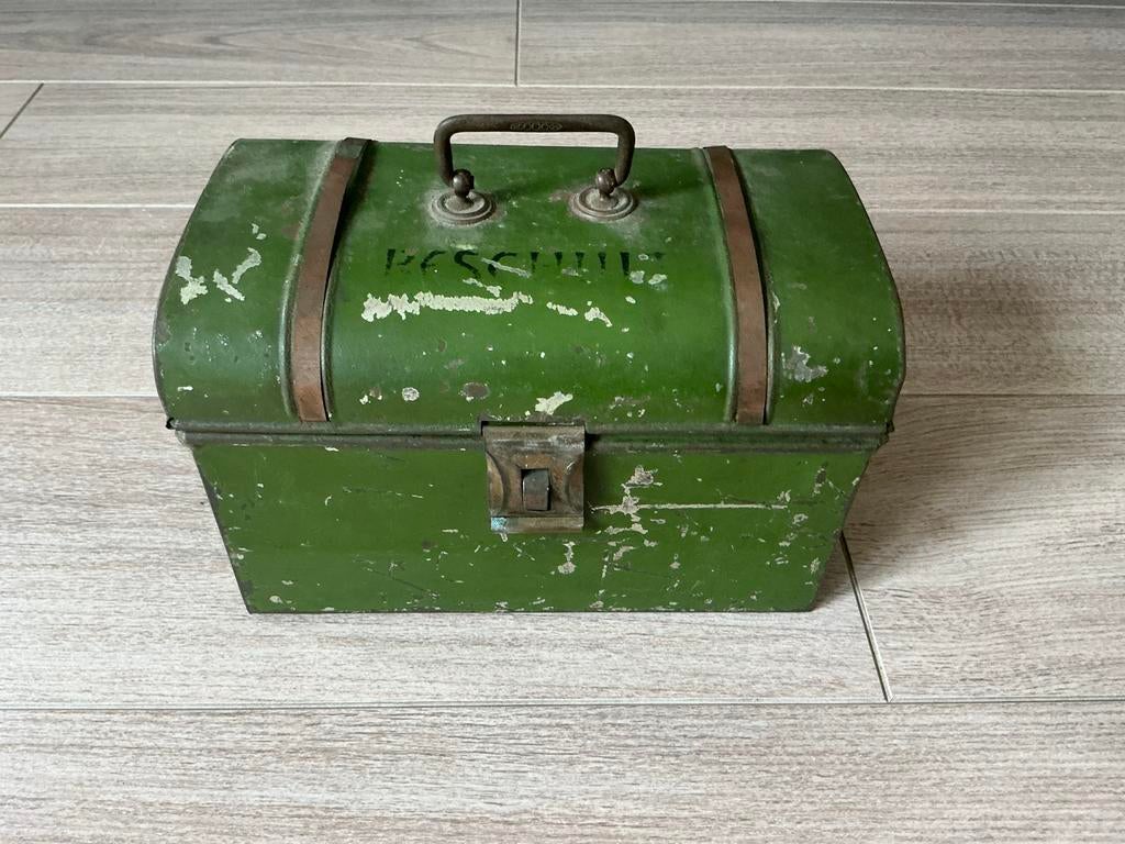 Vintage Groene Metalen beschuit Kist - Decoratief/Praktisch, Ophalen of Verzenden