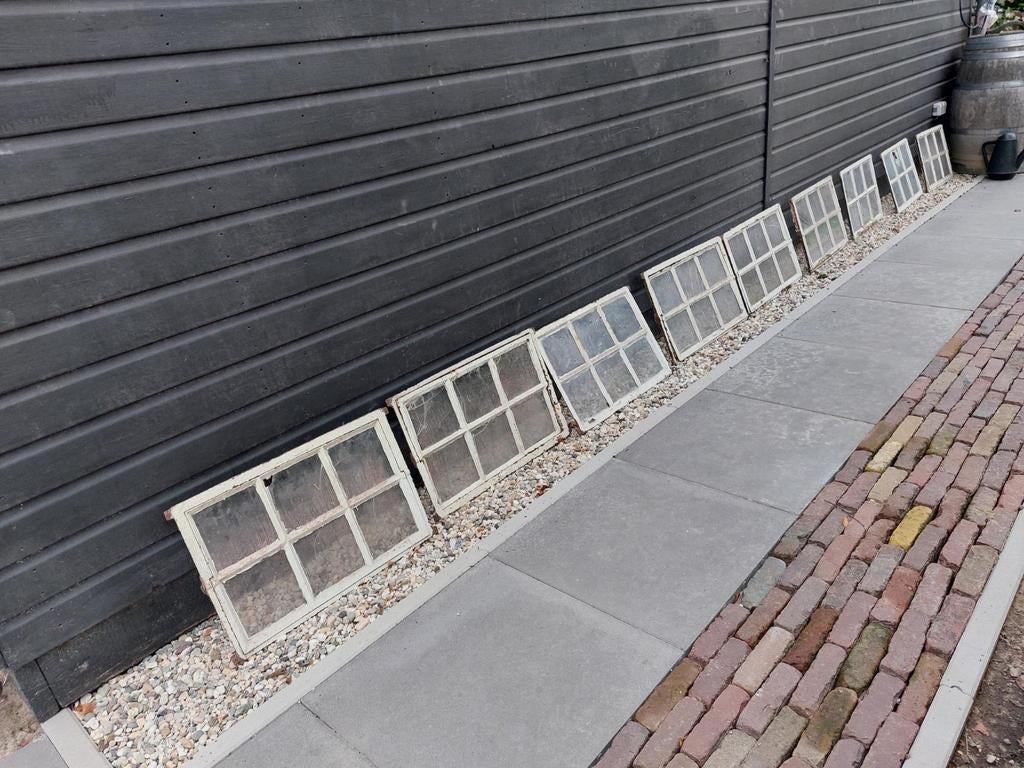 Authentieke stalen stalramen, jaren 30., Ophalen