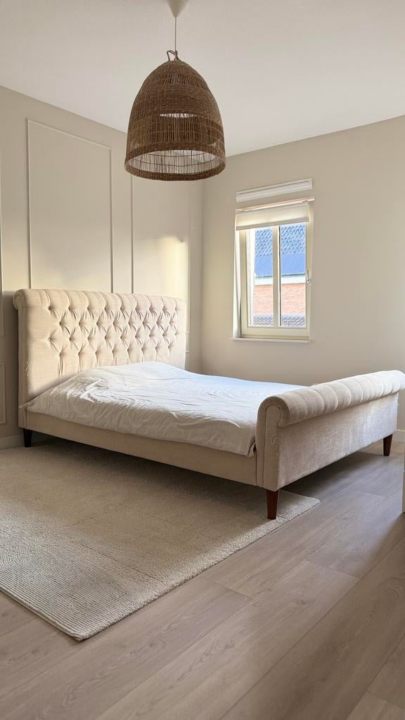 Tweepersoonsbed van MADE, Huis en Inrichting, Ophalen, Zo goed als nieuw, Tweepersoons