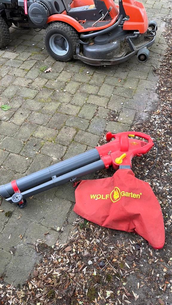 Wolf bladblazer en zuiger, Ophalen of Verzenden, Zo goed als nieuw, Elektrisch