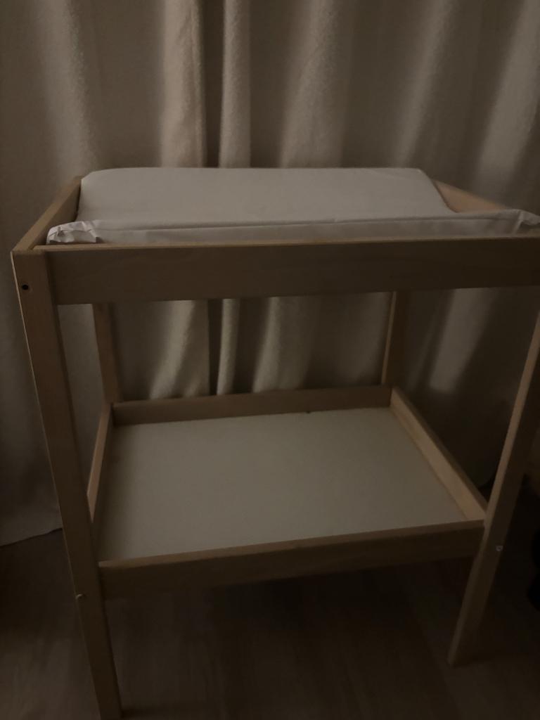 Houten commode in zeer goede staat., Minder dan 75 cm, 50 tot 70 cm, Zo goed als nieuw, Commode