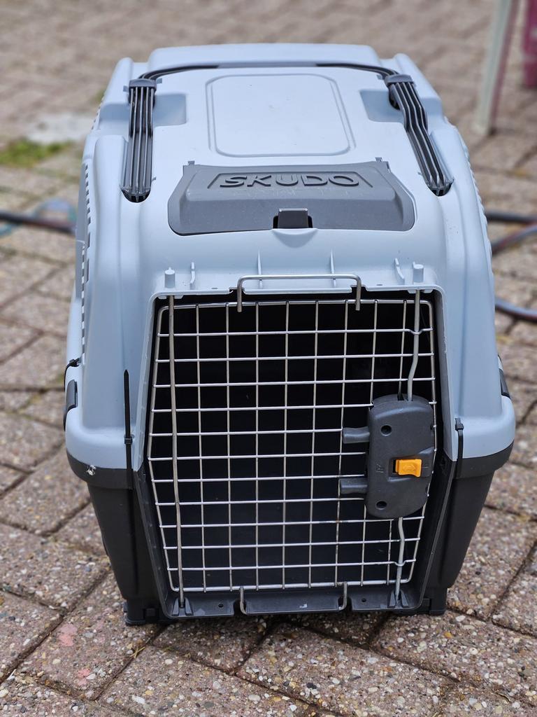 Skudo transportbox 2x, Dieren en Toebehoren, Ophalen, Zo goed als nieuw