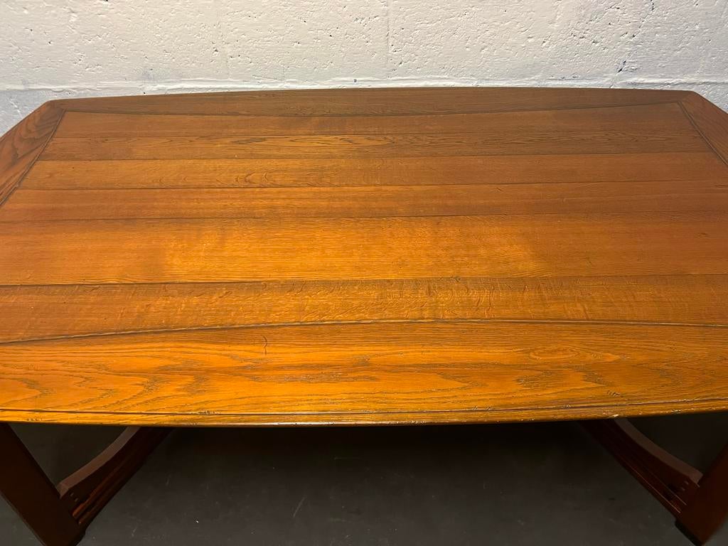 Schuitema Jugendstil Eetkamertafel, Ophalen