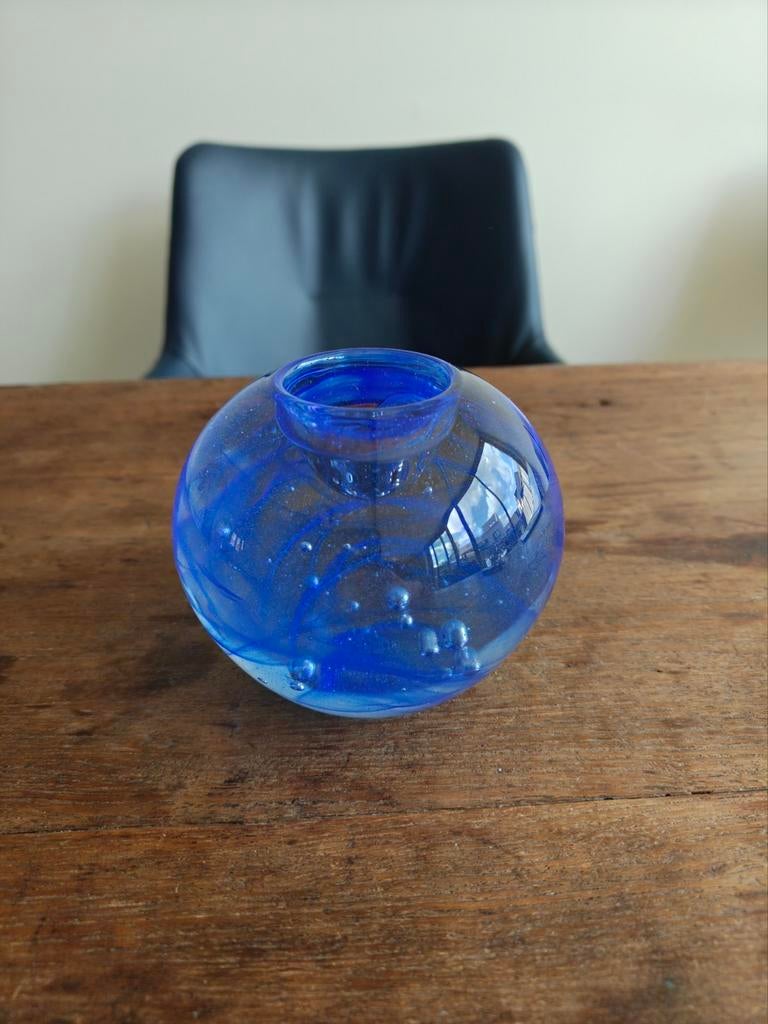Kosta Boda Waxinelichthouder - Hand geblazen blauwe bol, Antiek en Kunst, Ophalen of Verzenden