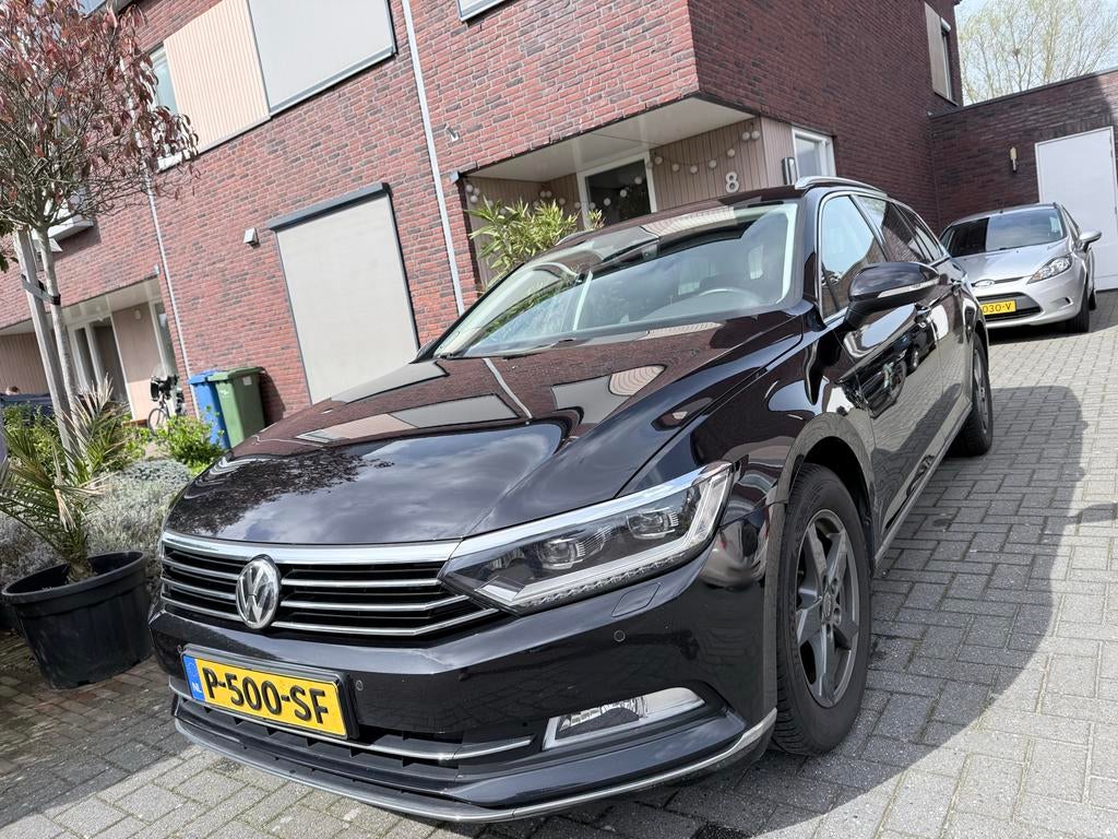 **VW Passat variant 1.8TSI 180pk DSG 2017 veel opties!!*, 1800 kg, Zwart, 4 cilinders, 179 pk