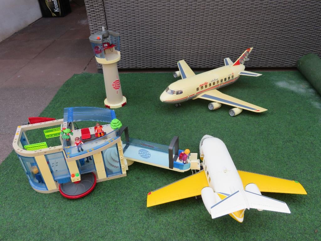 playmobil vliegveld, Ophalen of Verzenden, Gebruikt, Complete set