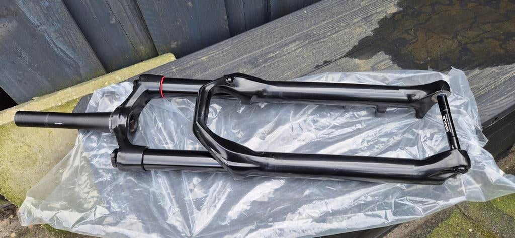 Rockshox 140 mm gold 35 29 inch in zeer goede staat!, Fully, Ophalen of Verzenden, Zo goed als nieuw, Overige merken