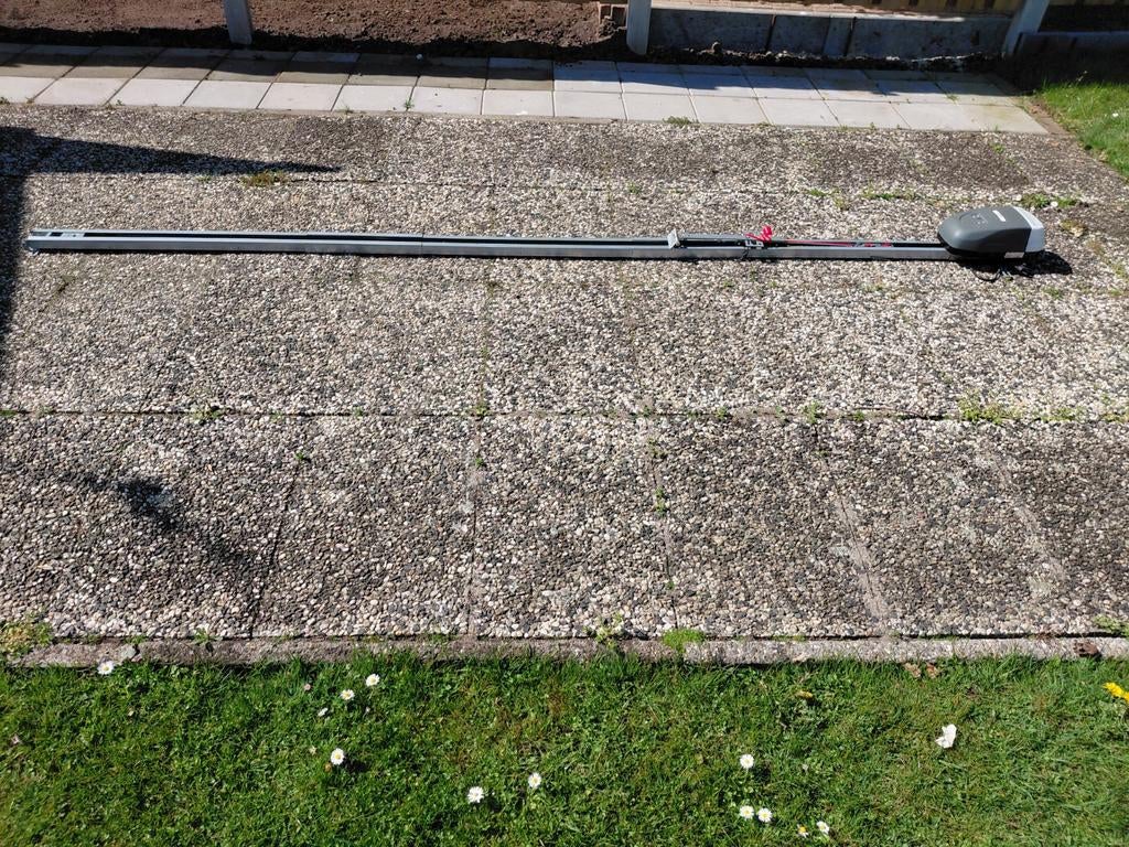 Electrische garagedeur-opener., Ophalen of Verzenden, Zo goed als nieuw, Wit