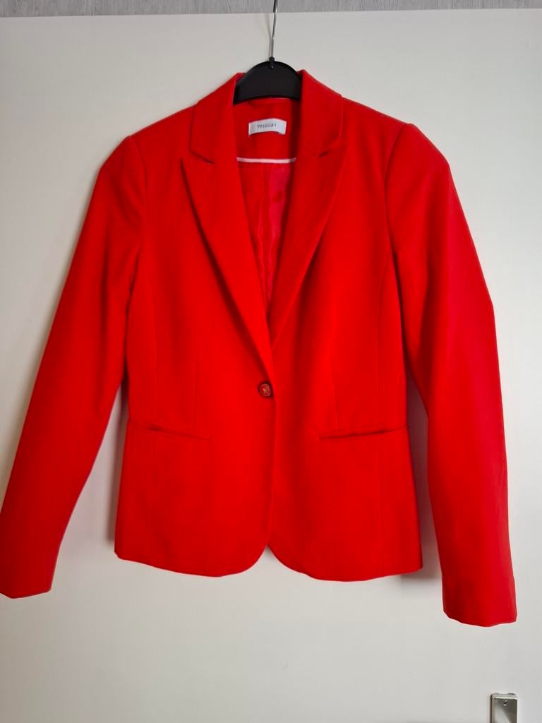 Rood colbert., Kleding | Dames, Ophalen of Verzenden, Zo goed als nieuw, Rood