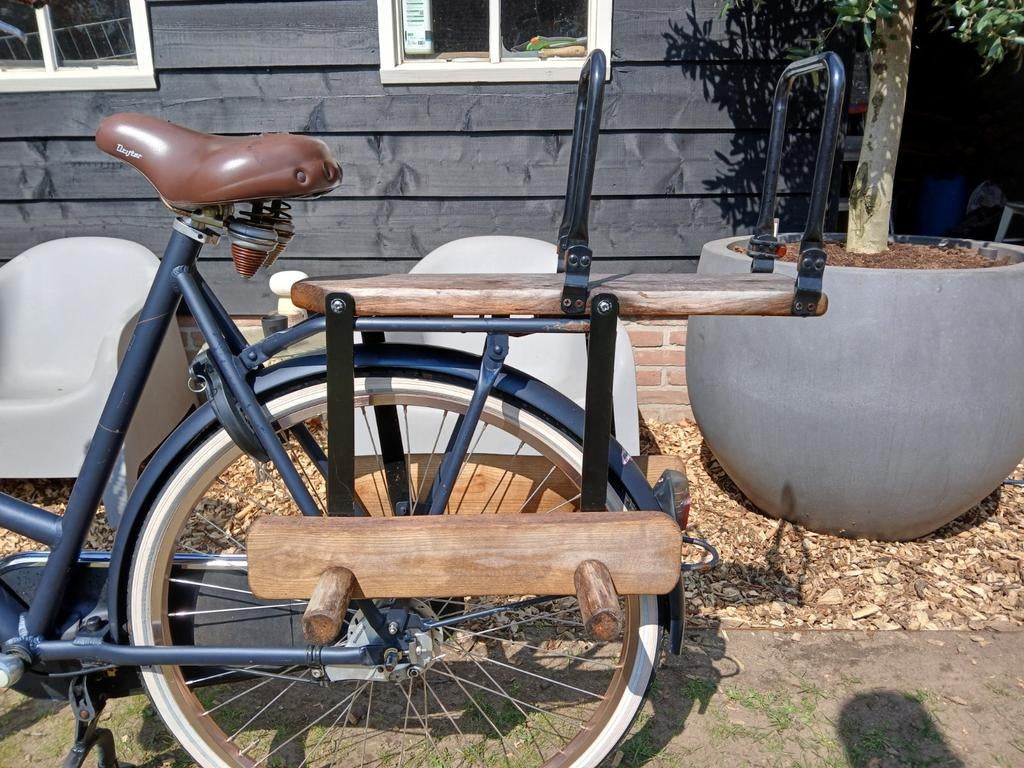 Stijlvol Tweeling Fietszitje met Voetsteunen - Eiken & IJzer, Fietsen en Brommers, Fietsaccessoires | Fietsstoeltjes, Ophalen of Verzenden