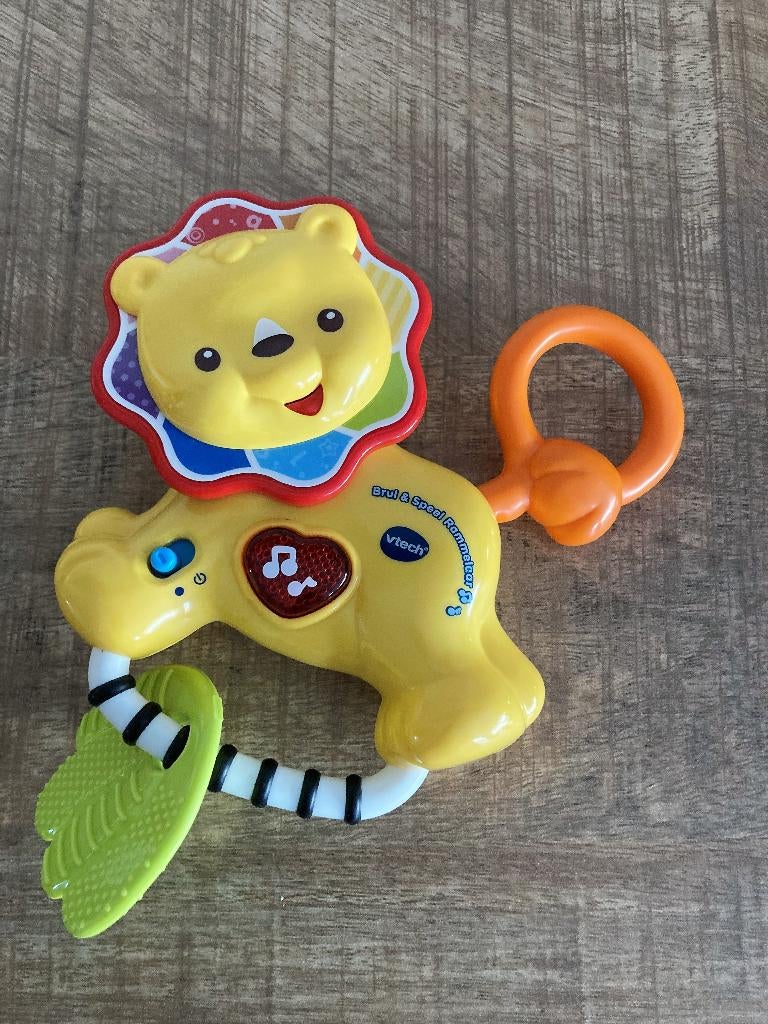 Vtech Brul & Speel rammelaar leeuw met licht & geluid. PRIMA, Ophalen of Verzenden, Zo goed als nieuw, 6 maanden tot 2 jaar