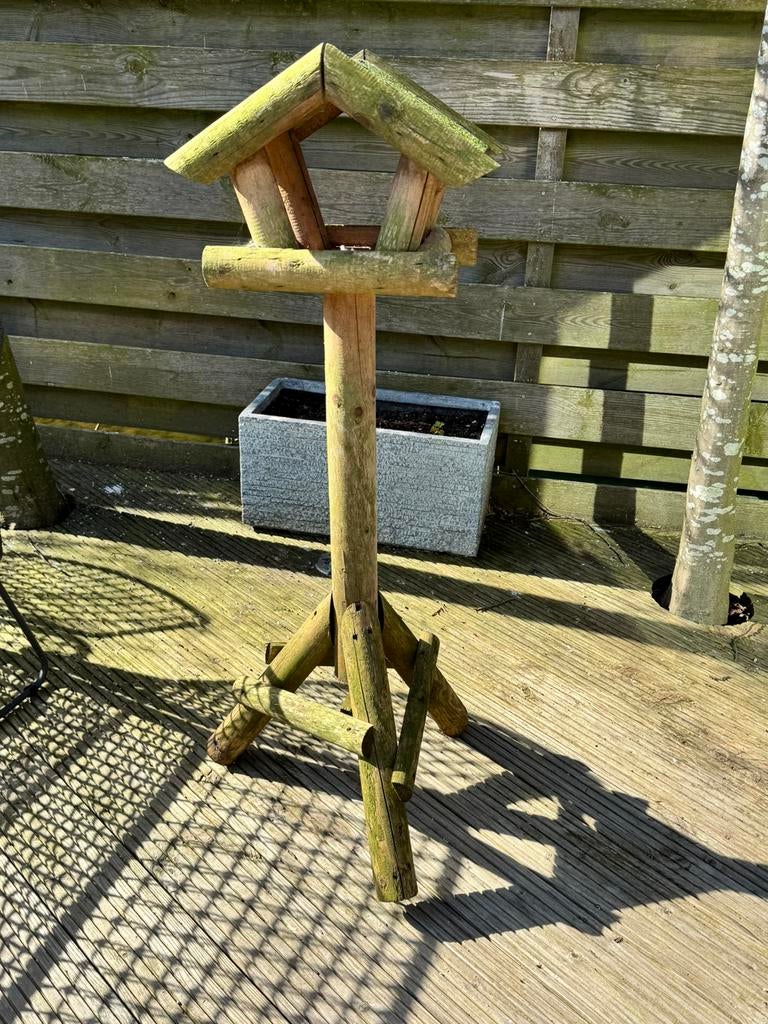 Vogelvoeder huisje op poot, Ophalen, Gebruikt