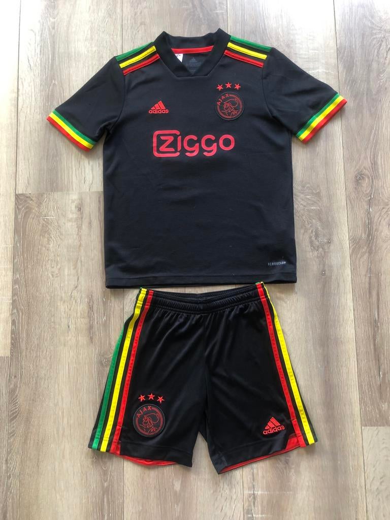 Ajax uitpakje 2021/2022 maat 152, Ophalen of Verzenden, Zo goed als nieuw, Jongen, Setje