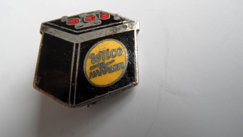 Wilco accu Haarlem speld, geëmailleerde broche, Verzenden, Gebruikt, Merk, Speldje of Pin