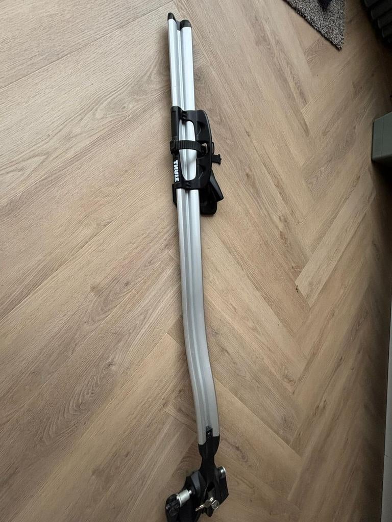 Thule dakdrager voor racefiets, Ophalen, 1 fiets, Zo goed als nieuw, Dakdrager