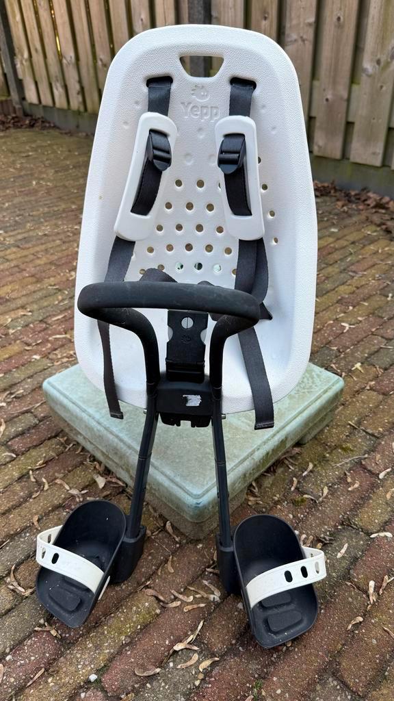 Yepp voorzitje voor de fiets, Fietsen en Brommers, Fietsaccessoires | Fietsstoeltjes, Zo goed als nieuw, Voorzitje, 9 t/m 18 kg
