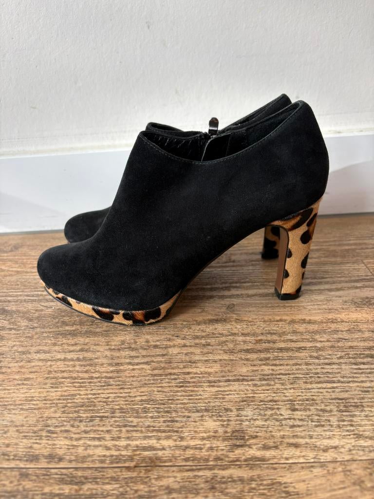 Lola Cruz pumps hakken suede maat 37 zwart panterprint, Ophalen of Verzenden, Zo goed als nieuw, Zwart
