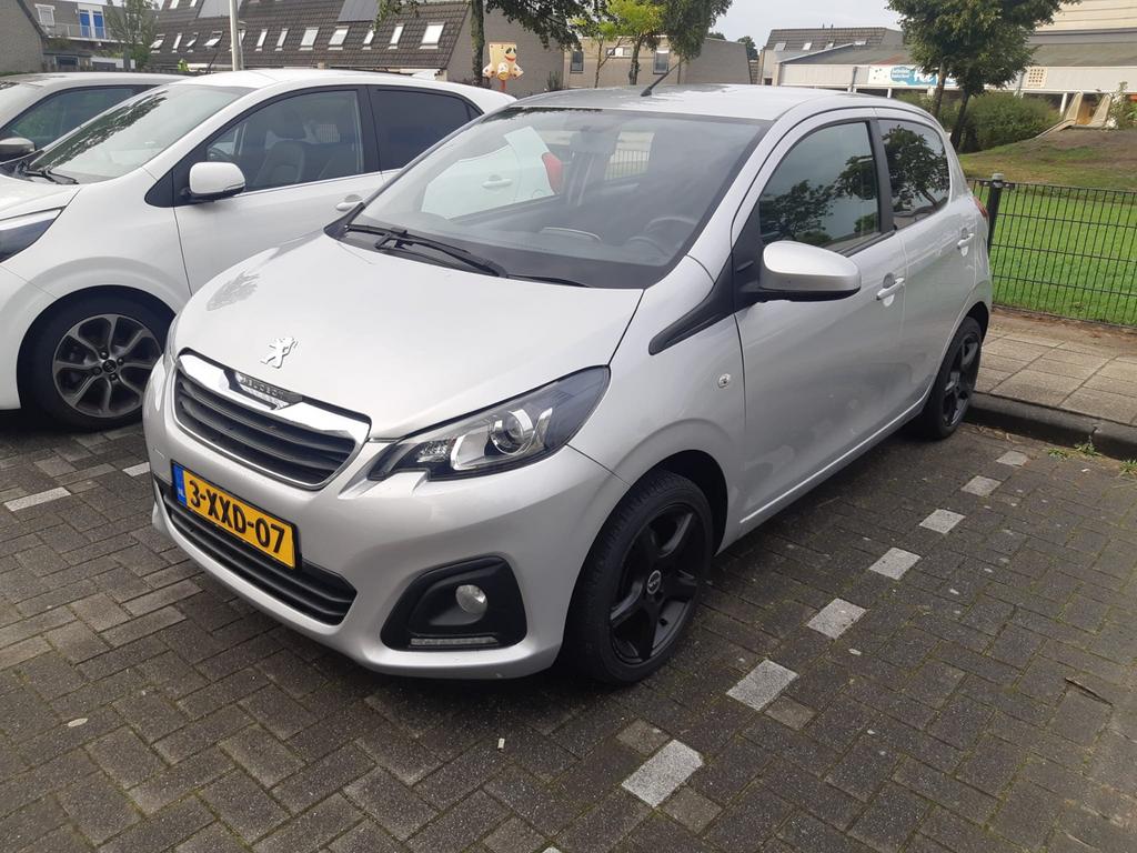 Peugeot 108 1.0 12V E-vti 51KW 5DR 2014 Grijs, Voorwielaandrijving, 31 €/maand, 4 stoelen, Origineel Nederlands