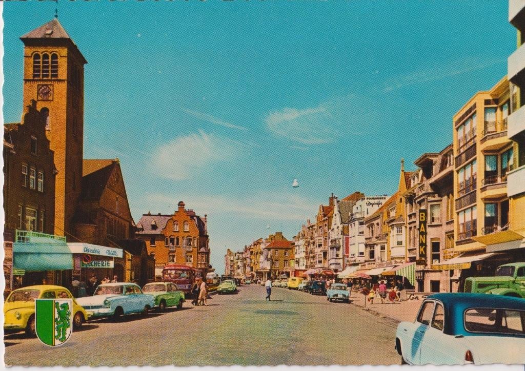 De Panne, met auto's Renault 4CV , Ford Taunus P2, Ophalen of Verzenden, 1960 tot 1980, Ongelopen, West-Vlaanderen