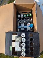 Oude meterkast voor onderdelen - diverse elektra, Ophalen of Verzenden