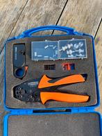 Te koop Radiall R282-233 krimptamg coax ser incl stripper, Ophalen of Verzenden, Zo goed als nieuw