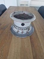 3 pits petroleumstel met onder schaal, Huis en Inrichting, Woonaccessoires | Etagères, Ophalen, Gebruikt