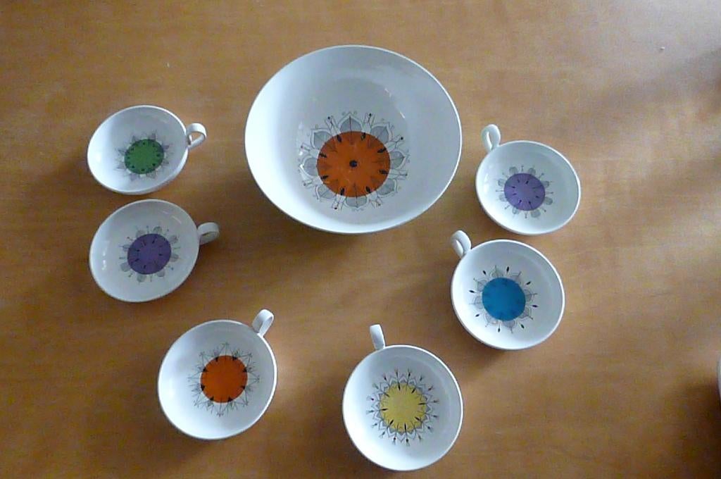 prachtige oude schaal met schaaltjes van Villeroy en Boch, Ophalen of Verzenden, Overige typen