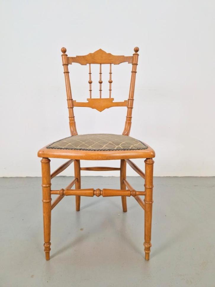 Vintage spoel stoel turned spool chair Chiavari, 1950s Italy, Huis en Inrichting, Stoelen, Gebruikt, Eén, Hout, Stof, Bruin, Ophalen of Verzenden