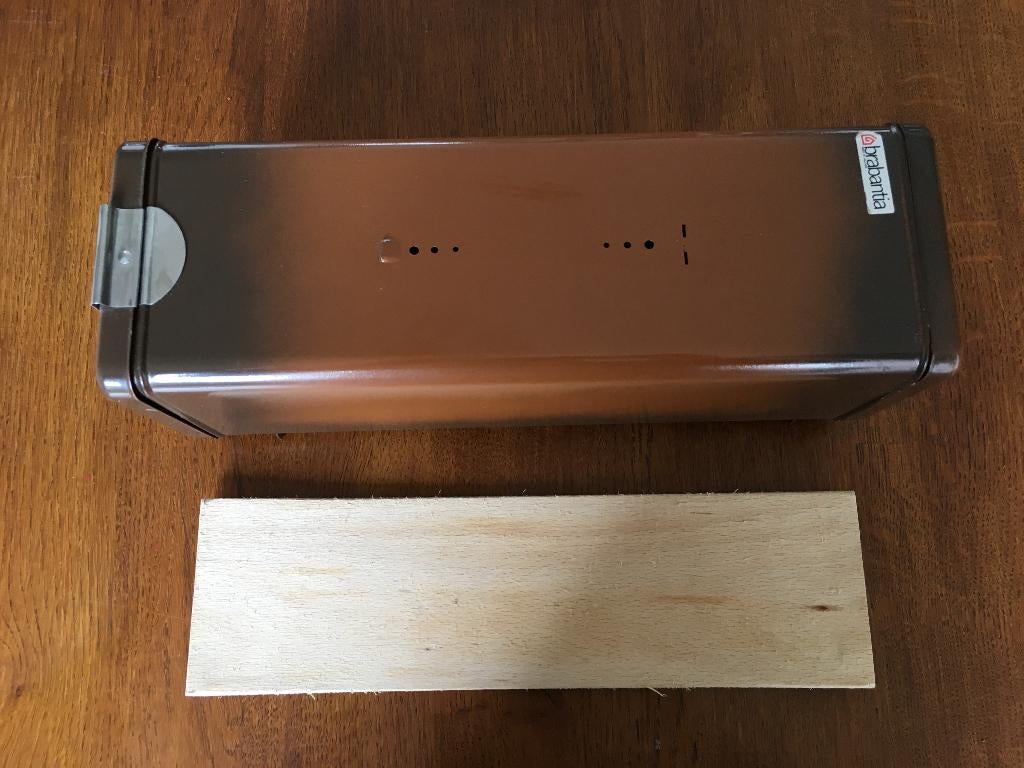 "Brabantia" Koektrommel met Plankje 'Bruin' uit 1976, Verzamelen, Ophalen of Verzenden, Huis en Inrichting