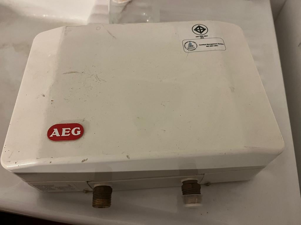 AEG Instantaneous Water Heater MT60, Minder dan 20 liter, Ophalen, Boiler