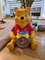 Disney - Winnie de Pooh klok / spaarpot, Ophalen of Verzenden, Overige figuren, Gebruikt, Beeldje of Figuurtje