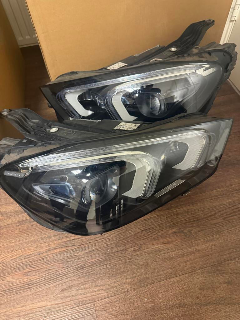Mercedes-Benz GLE Koplampen (defect voor onderdelen/reparati, Auto-onderdelen, Verlichting, Ophalen of Verzenden, Gebruikt, Mercedes-Benz