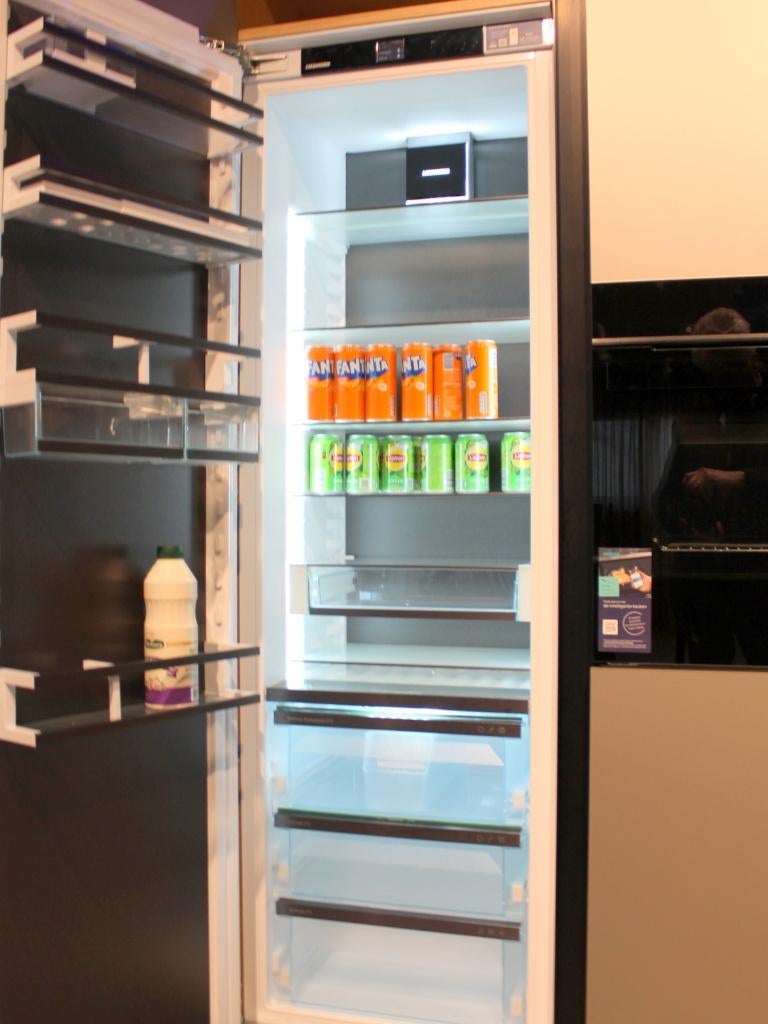 JO46 MEGA DEAL: Luxe Keuken van €51.000-  voor €19.500!, Ophalen, Lübbecker Straße 119 32278 Kirchlengern Duitsland, Rotpunkt Küchen GmbH