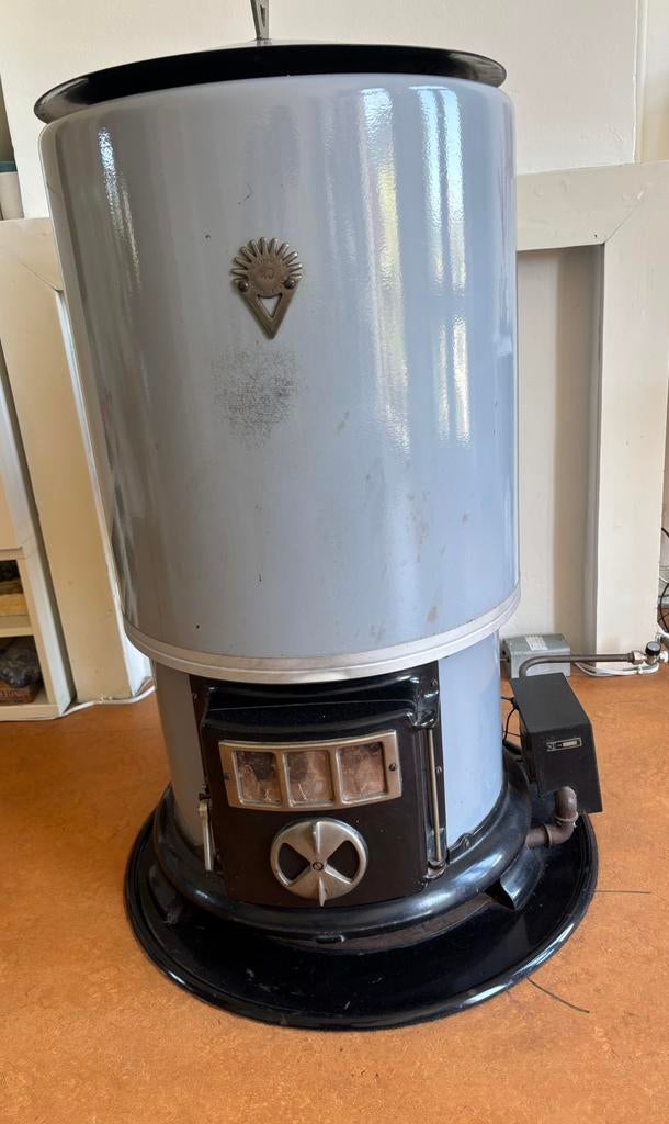 Schoolkachel op gas, Ophalen, Gas, Zo goed als nieuw, Vrijstaand