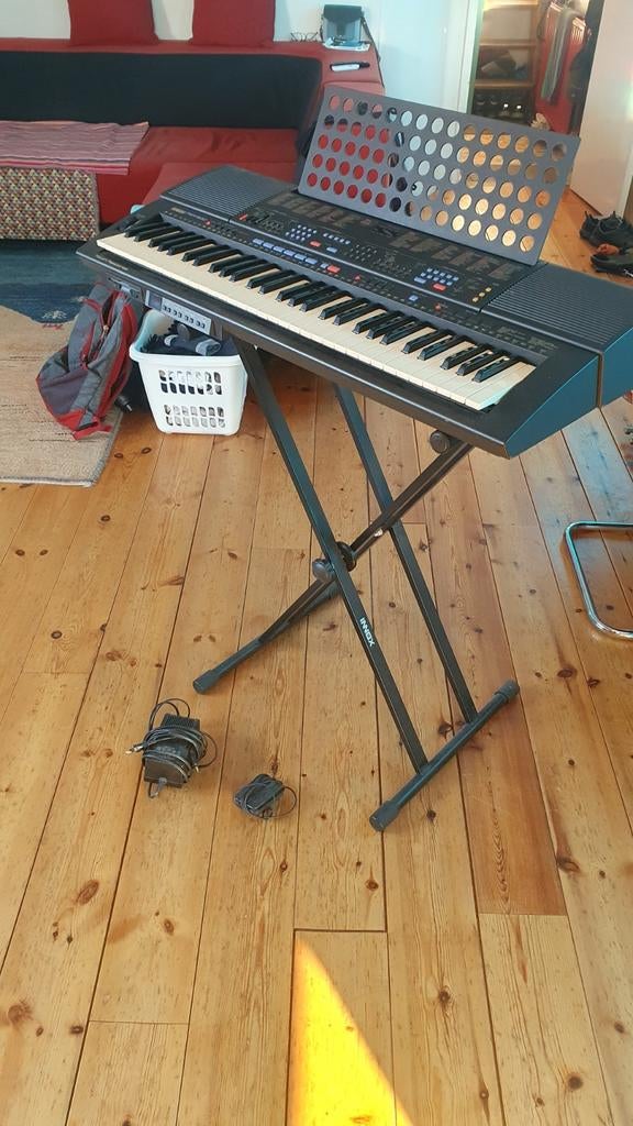 Keyboard Yamaha PSR 600, Muziek en Instrumenten, Keyboards, Ophalen of Verzenden, Gebruikt, 61 toetsen, Yamaha