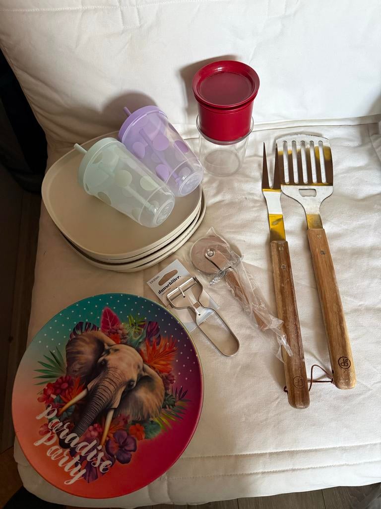 Kampeer/ buiten borden en bbq bestek, Huis en Inrichting, Keuken | Servies, Ophalen, Overige materialen, Gebruikt, Overige typen