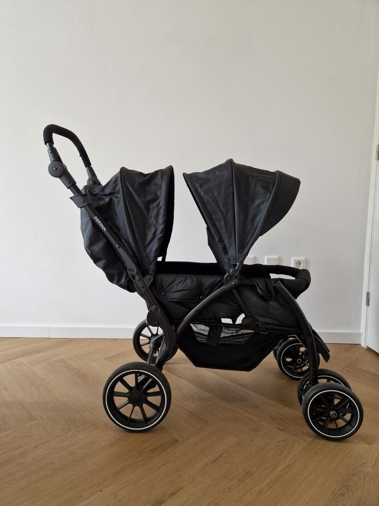 Deryan Elena Duobuggy Zwart - Compacte Tweelingbuggy, Ophalen, Gebruikt, Overige merken, Verstelbare rugleuning